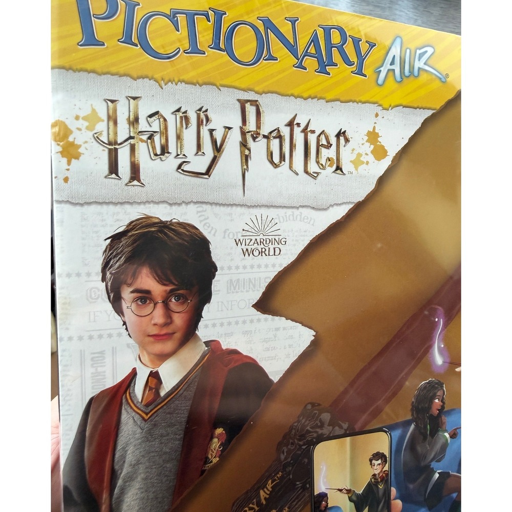 Mattel Pictionary Air Harry Potter Edition Family Game Wizarding World Wand NEW